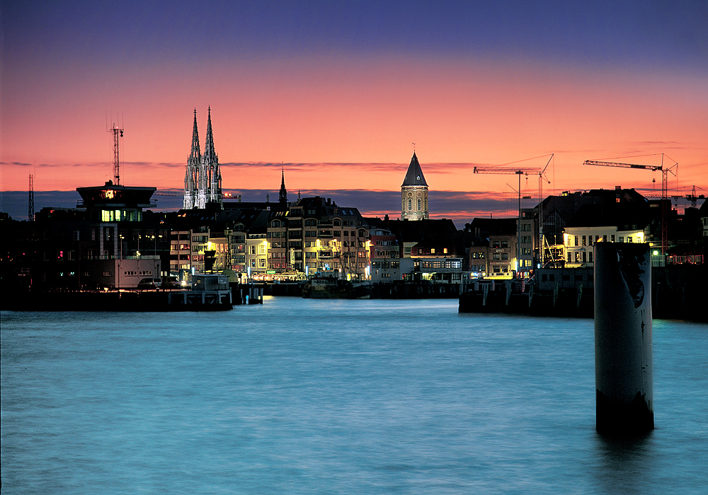 Ostende, chenal du port