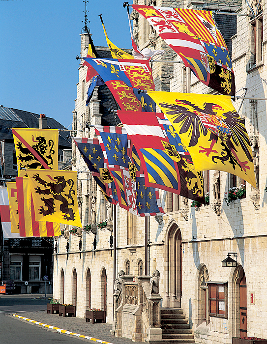 TERMONDE, halle aux draps