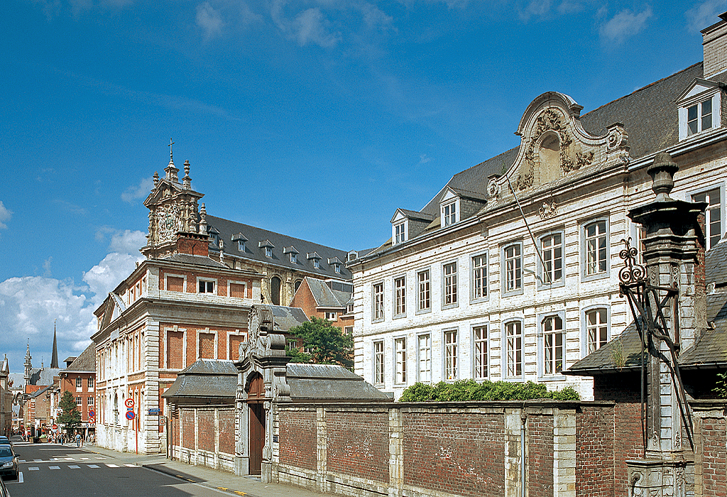 LEUVEN, St Michael's church, Malderus college, Premonstratensians' College, Naamsestraat