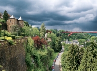 Luxembourg ville, les Trois Tours et le Pont Rouge, &quot;Rout Bréck...